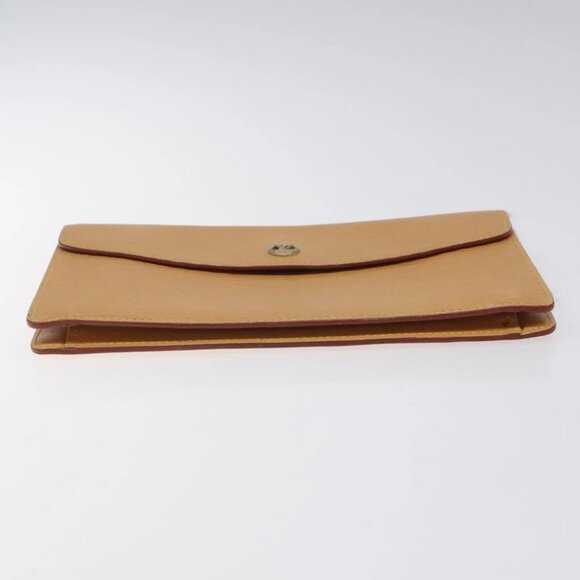 LOUIS VUITTON Epi Montaigne 23 Clutch Bag Beige LV - Picture 6 of 16